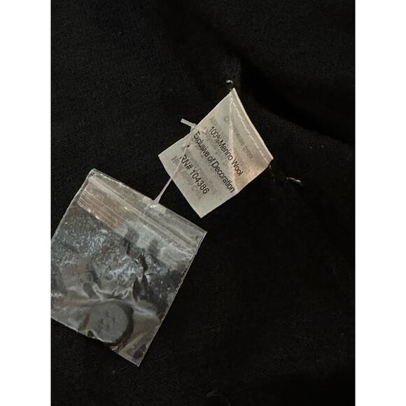 Garnet Hill Wool merino Black Embroidered Button Front Cardigan Sweater Size M - Picture 5 of 7